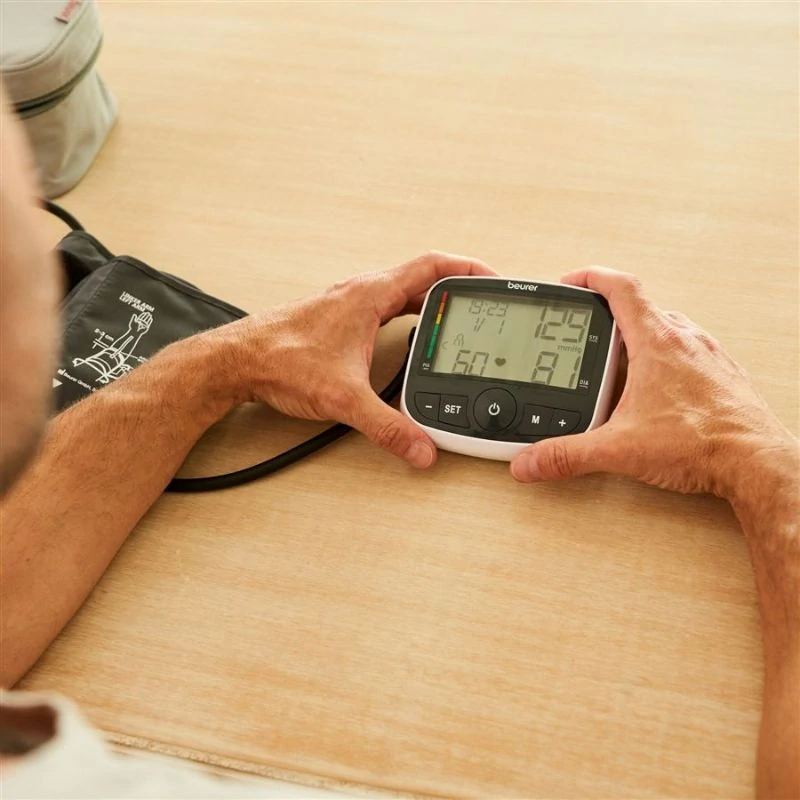 Tlakomer BEURER BM 40